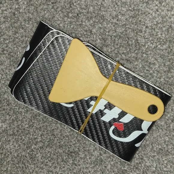 🩷3/$15🩷Carbon Fiber Hello Kitty Car Decals - Picture 3 of 4